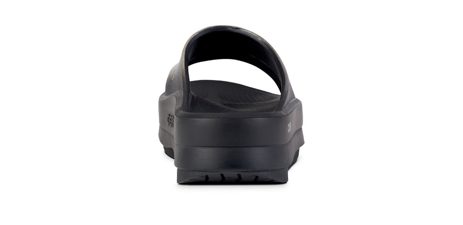 Oofos Women's OOmega OOahh Luxe Sandal