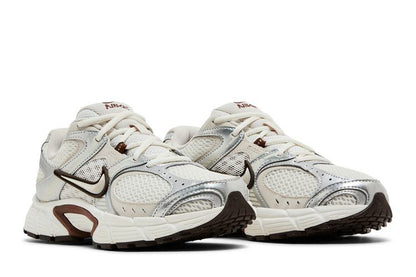 Nike V5 RNR Sail Fauna Brown Phantom Light Orewood Brown (Women's)
