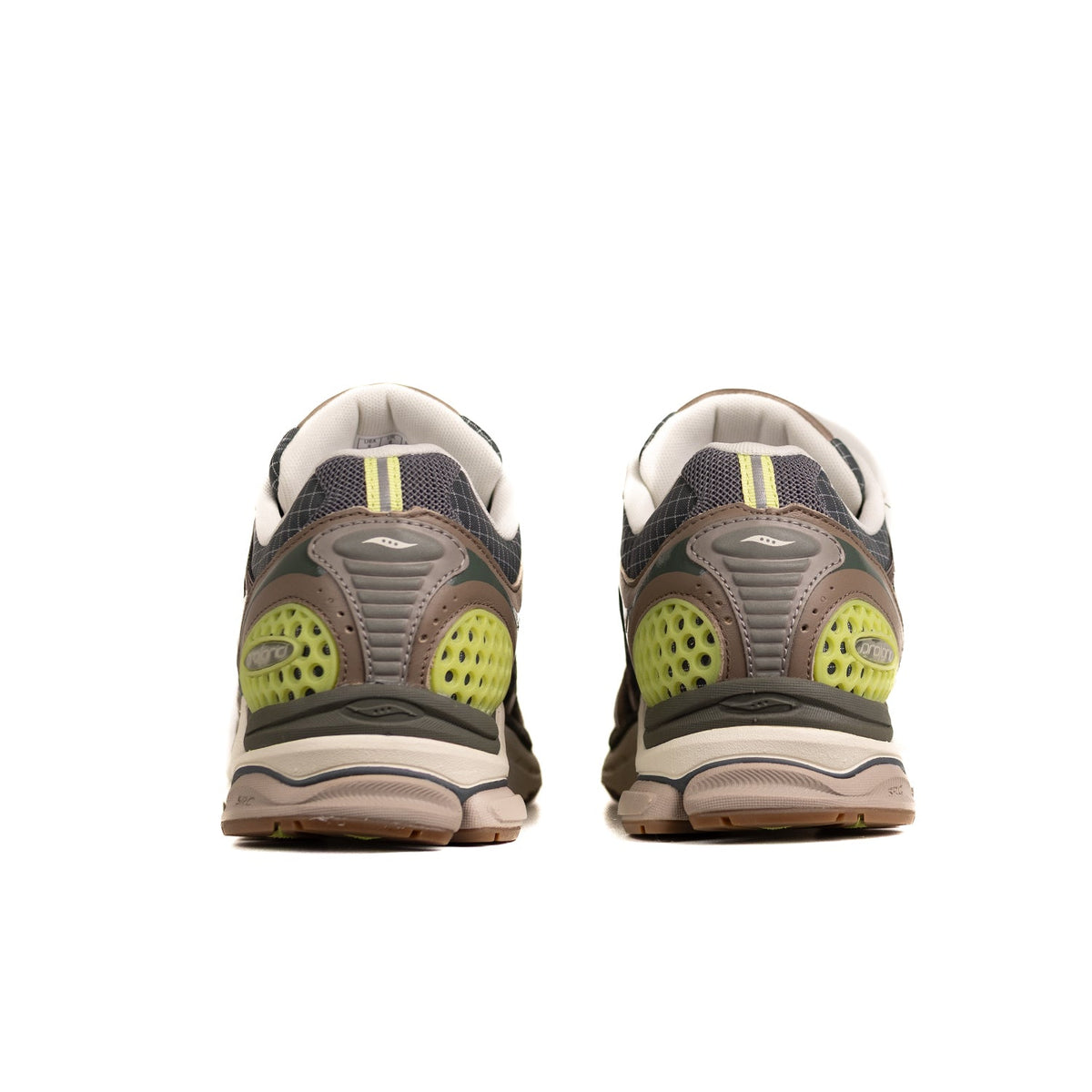 SAUCONY PROGRID TRIUMPH 4 - CARBON TAUPE