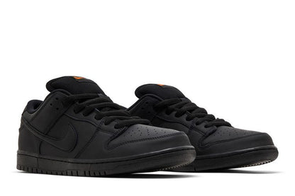 Nike SB Dunk Low Pro Triple Black