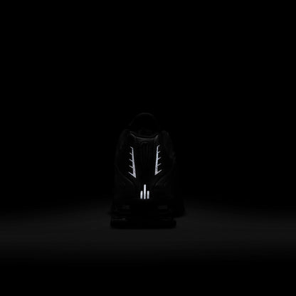 Nike Shox R4 - Non Adult