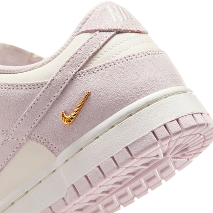 Nike Dunk Low - Women's