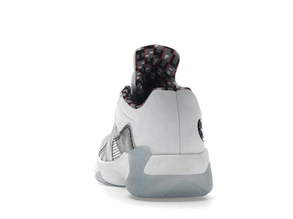 Jordan 11 CMFT Low Quai 54 (2021) White/University Red-Black DJ4893-106