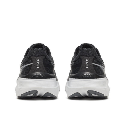 Saucony Women's Guide 19 Running Shoes in Black/Silver (Wide)