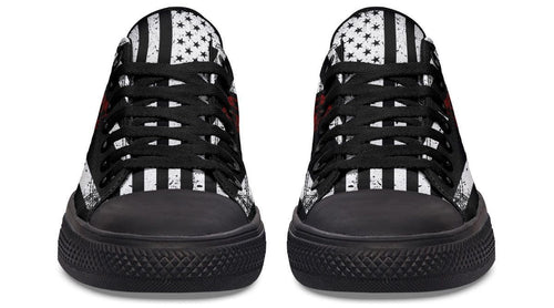 Black and White American Flag with Dumbbell Lowtop Sneaker