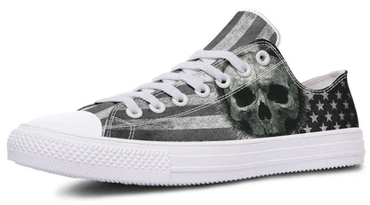 B&W American Skull White Lowtop Sneaker
