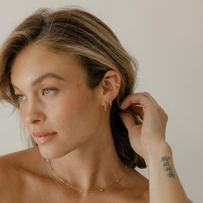 Fancy Bow Flat Back Stud
