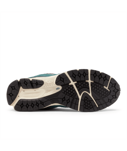New Balance 2002R "New Spruce Magnet" - Men's
