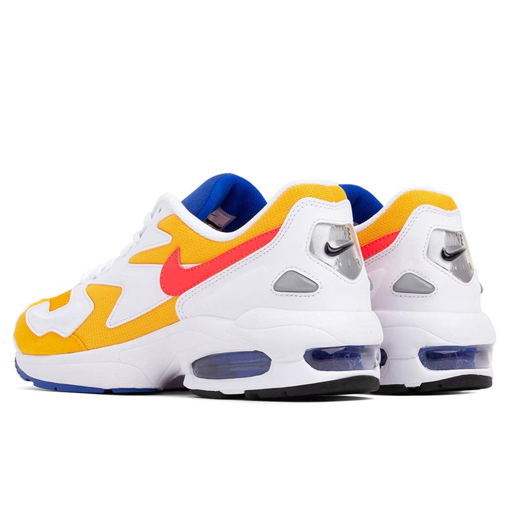 Air Max2 Light - University Gold/Flash Crimson/Racer Blue