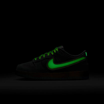 Nike Dunk Low "Halloween Glow in the Dark" - Non Adult