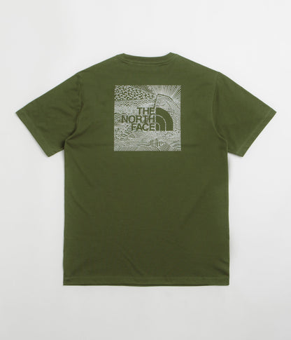 The North Face Box NSE Celebration T-Shirt - Woodland Green